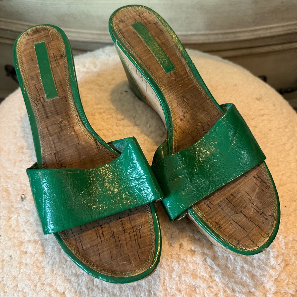 Bandolino Green Wedge Sandals